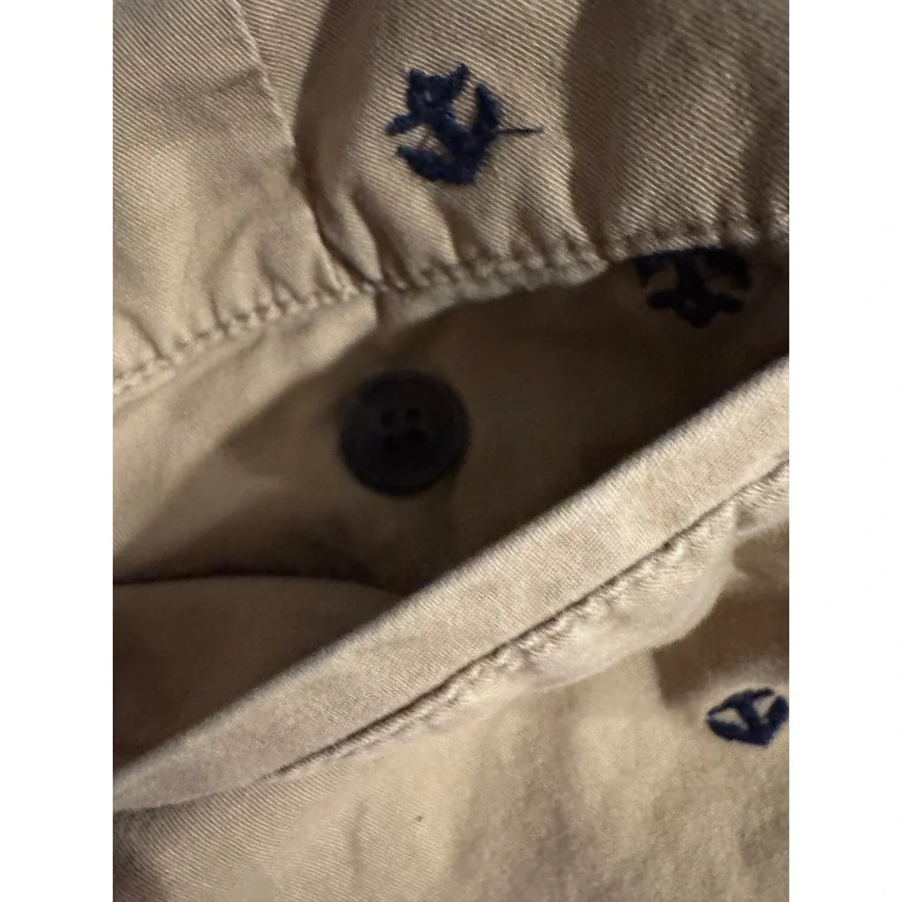 Gap Khakis Mens 31 Tan‎ Chino Shorts Navy Embroidered Anchor Nautical Classic